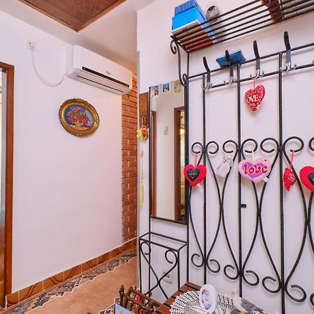 Apartman Ana Mali Lošinj Esterno foto