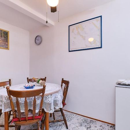 Apartman Ana Mali Lošinj Esterno foto