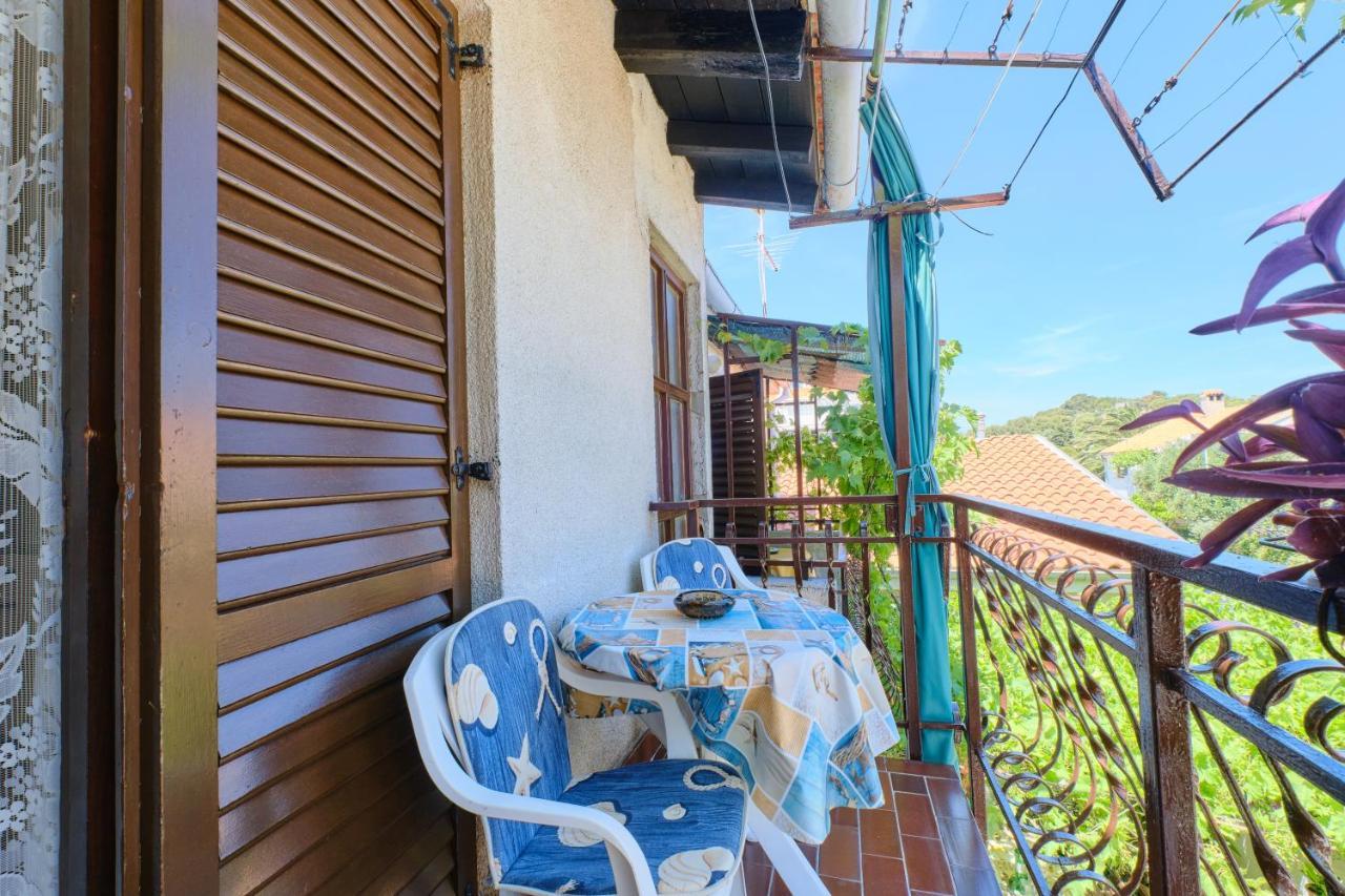 Apartman Ana Mali Lošinj Esterno foto